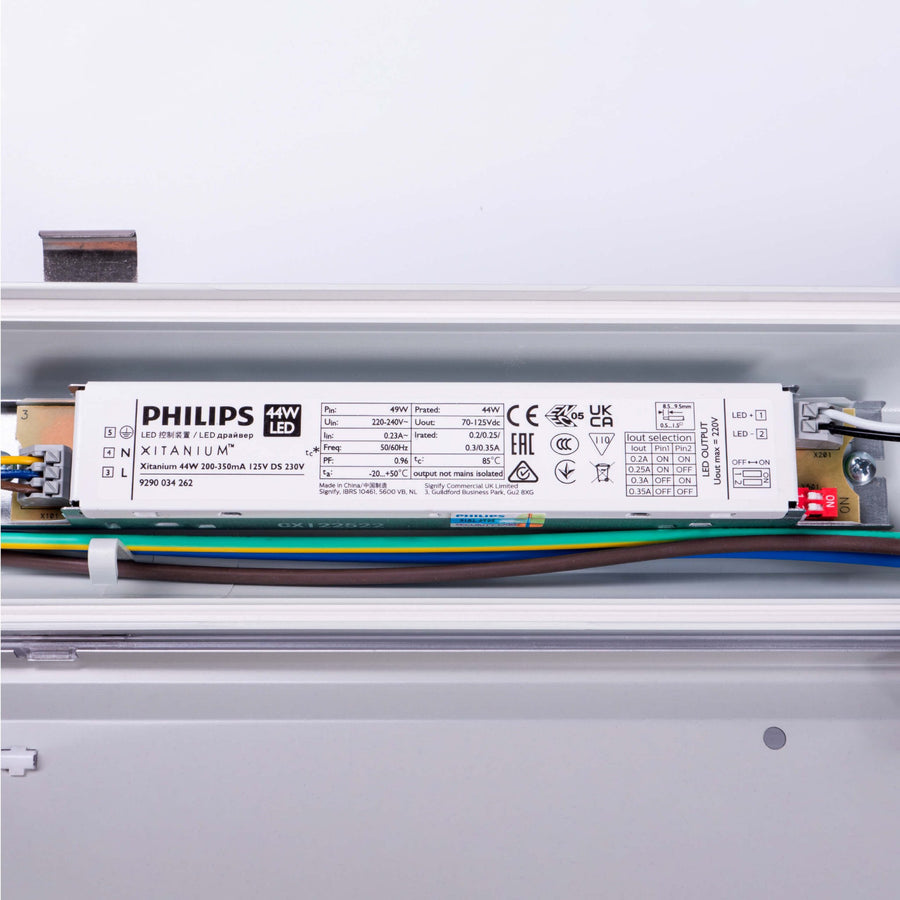 2 PACK - LED's Light Pro Philips TL armatuur met strip 120 cm - Koppelbaar - Power switch - Energielabel B - 5400 lm - 185lm/w - 30W - 4000K TL verlichting led.gl