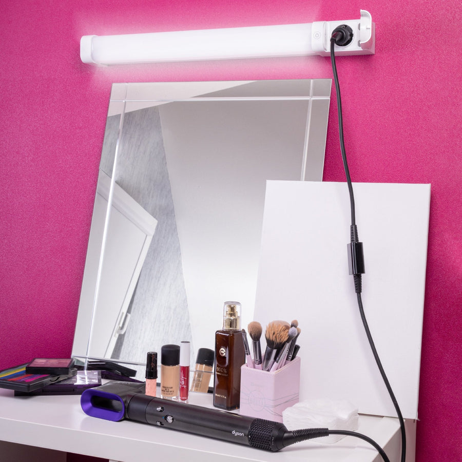 LED's Light Licht balk 60 cm met extra stopcontact - Dimbaar - Geschikt voor badkamer - 1700 lm TL verlichting led.gl