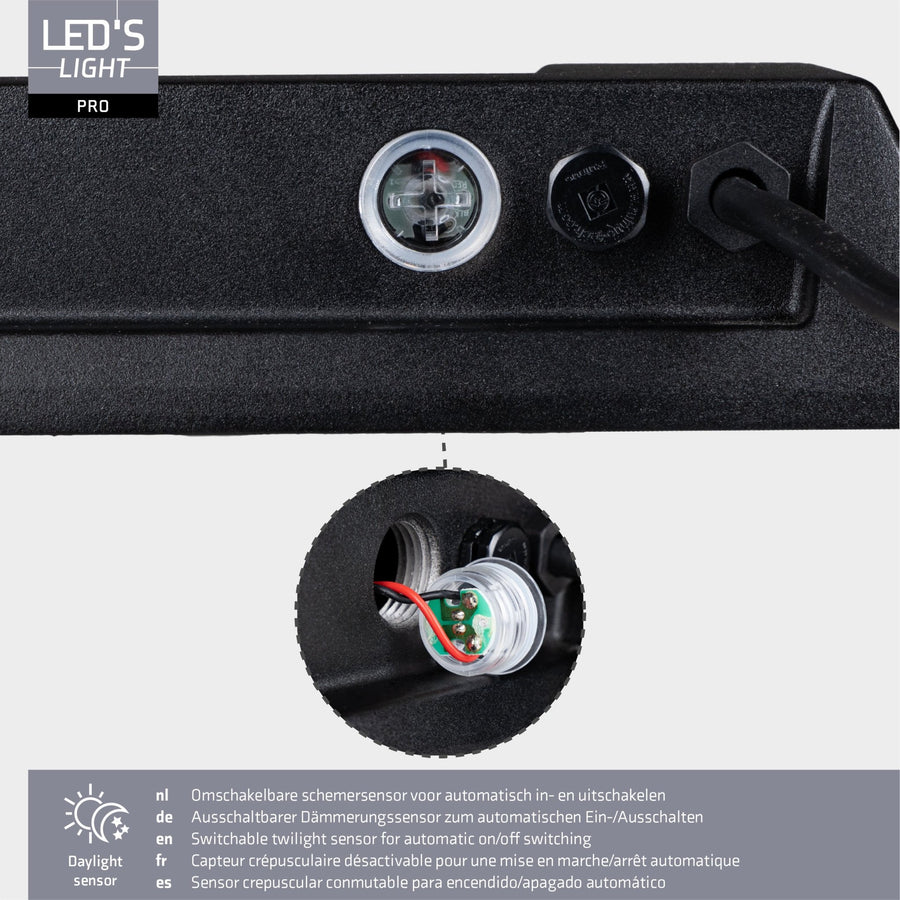 LED's Light Professionele LED Floodlight 37000 - 3 lichtstanden - Waterdicht - 200 watt - daglichtsensor Schijnwerpers led.gl