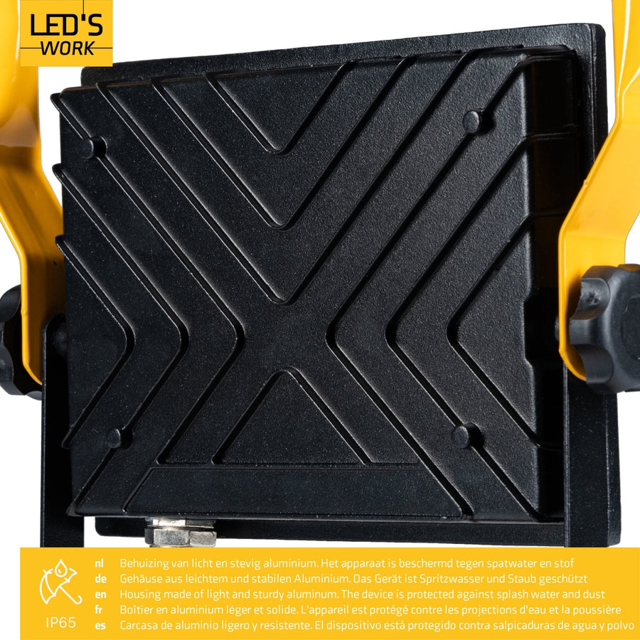 LED's Work 50W Bouwlamp Werklamp Bedraad 4900lm - Verstelbare beugel - Waterdicht (IP65) - Zwart geel Werklampen led.gl
