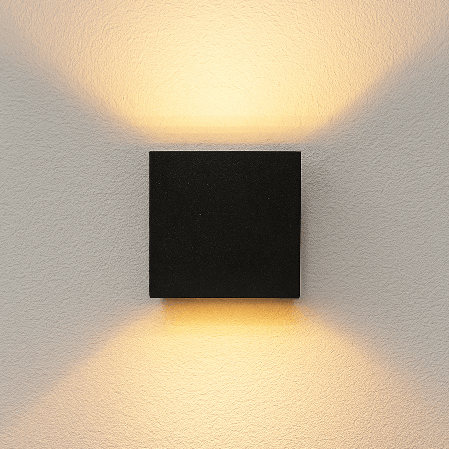 Lumo Qube Wandlamp Buitenlamp met Lichtbron - wandarmatuur - 380lm 1800K - Zwart - IP54 Wandlampen led.gl