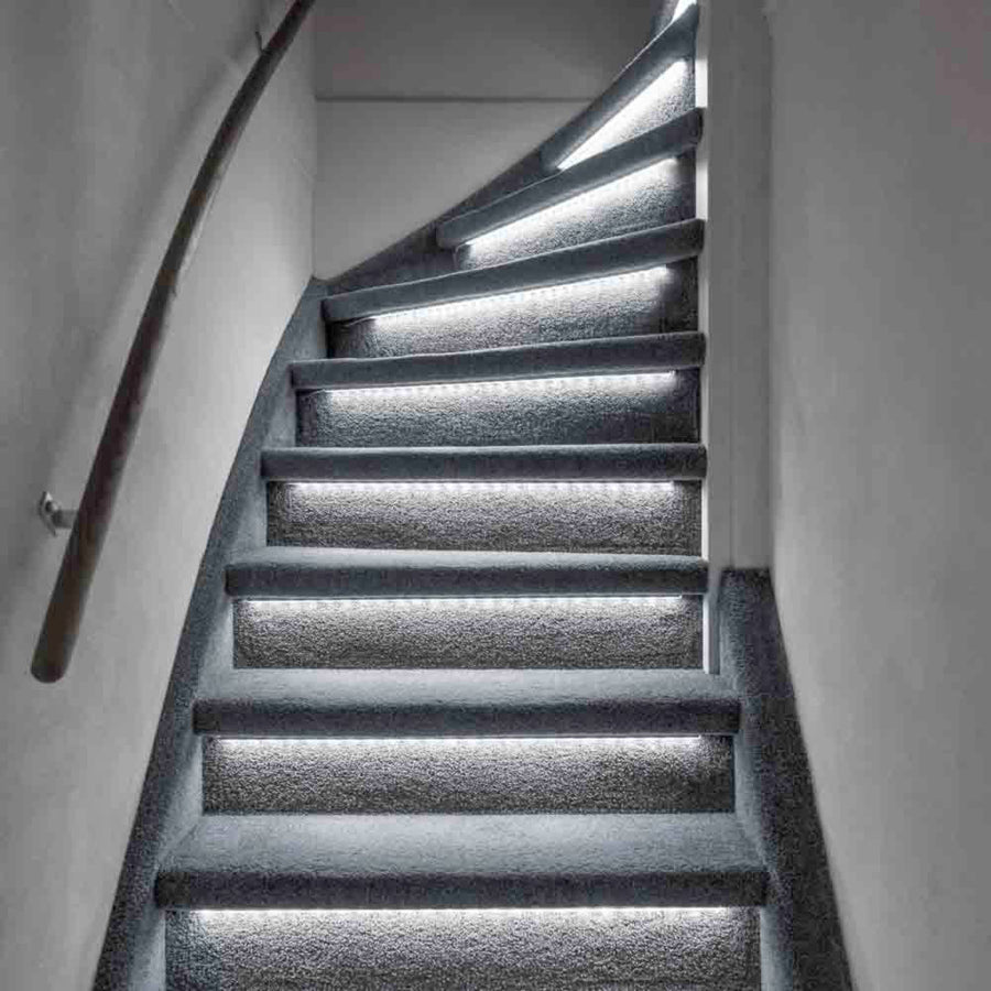 LED's Light Complete LED Trapverlichting set - 15 treden x 80 cm - Lengte aanpasbaar - Koud wit licht Trapverlichting led.gl