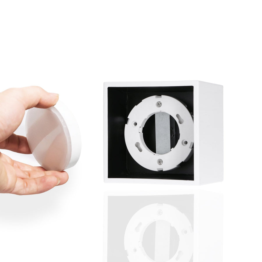 LED's Light Cube LED Plafondlamp - 1 lichtpunt - Draaibaar licht - Staal - 10 x 8 cm - Wit Plafondlampen led.gl