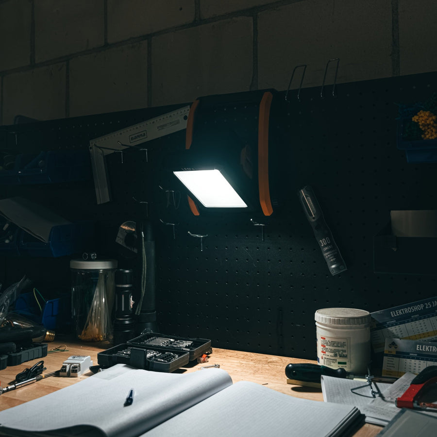 LED's Work 18V Draadloze LED Werklamp 2900 - Werkt op accu van Makita, Bosch, Dewalt, Milwaukee, Metabo – IP54 Bouwlampen led.gl