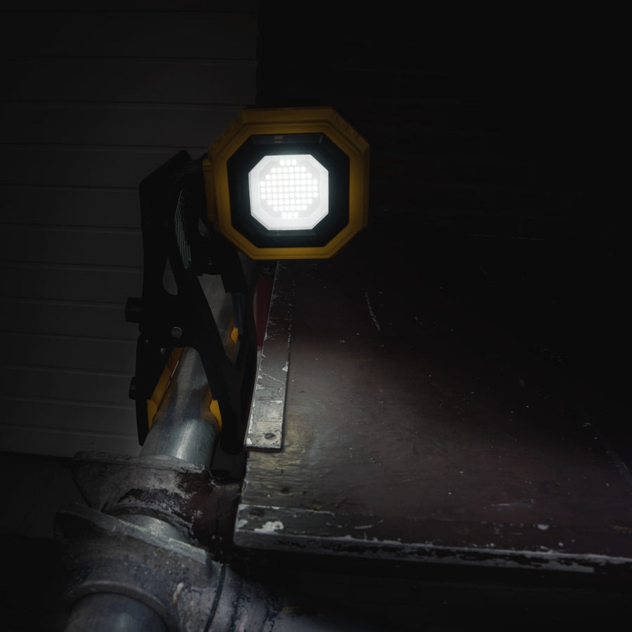 LED's Work Oplaadbare Werklamp 1500 - Met accu oplaadbaar - Draadloos - IP54 waterbestendig Werklampen led.gl