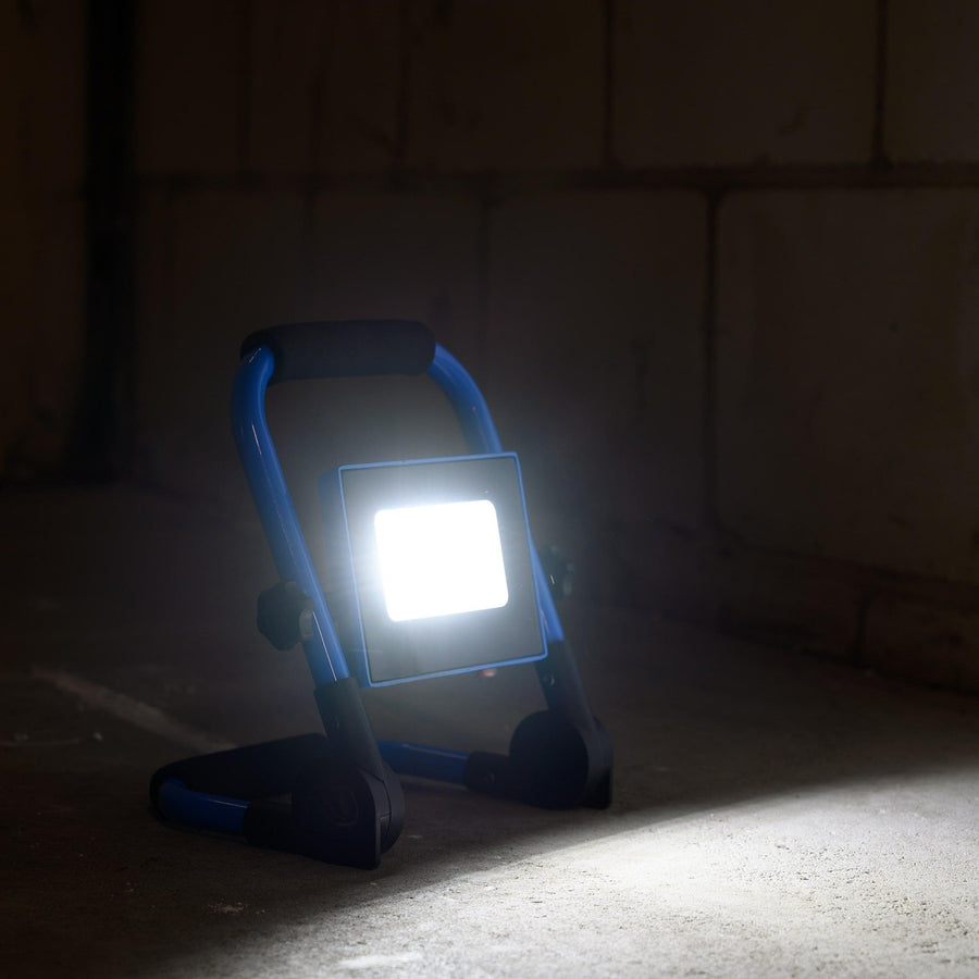LED's Light Basic Werklamp 700 - Oplaadbaar met accu - Compact en opvouwbaar – IP54 Werklampen led.gl