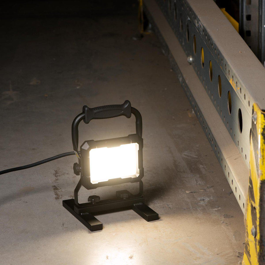 LED's Work Professionele LED Bouwlamp 2850 - Rough Service Tested - 5 meter snoer - 30W - IP65 Bouwlampen led.gl