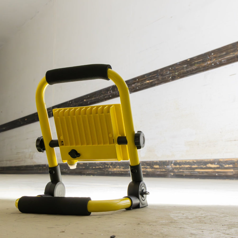 LED's Work Bouwlamp 700 - Inklapbaar & Draaibaar - Stof- en waterbestendig - 10W Werklampen led.gl