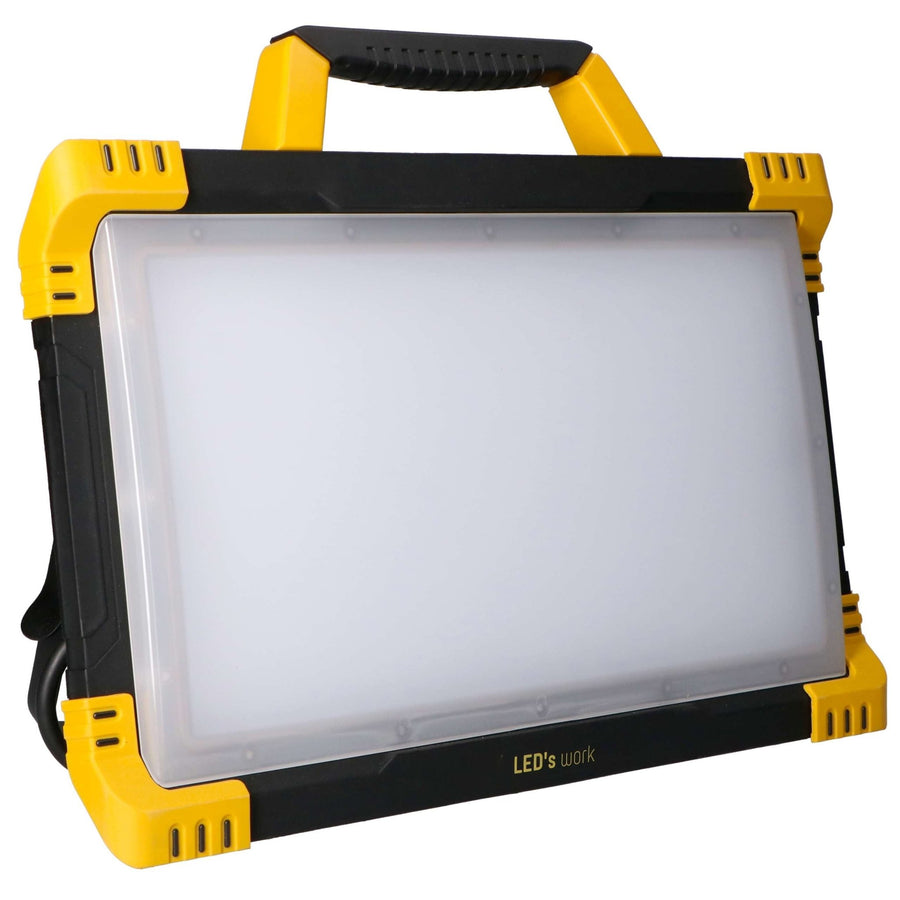 LED's Work Bouwlamp 9200 - 2 extra stopcontacten - 5 meter snoer - IP54 water- en stofbestendig Bouwlampen led.gl