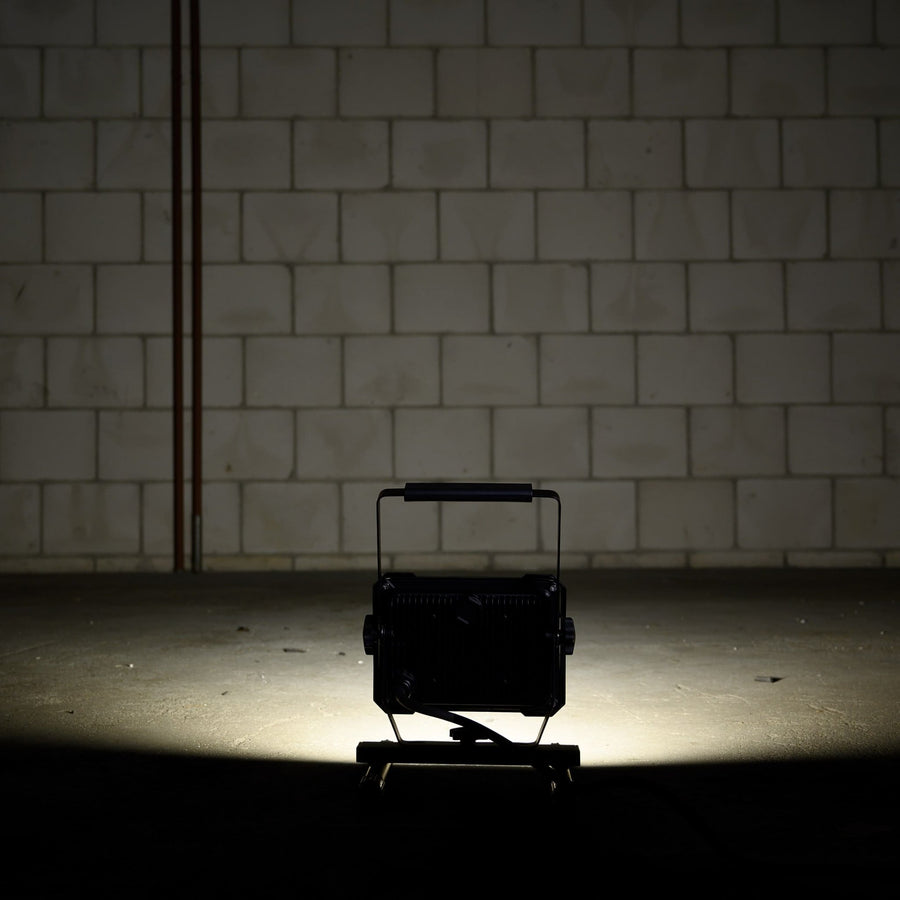 LED's Work Werklamp 4000 - Robuuste behuizing - Extra sterk snoer 150 cm - IP65 waterdicht - 50W Werklampen led.gl